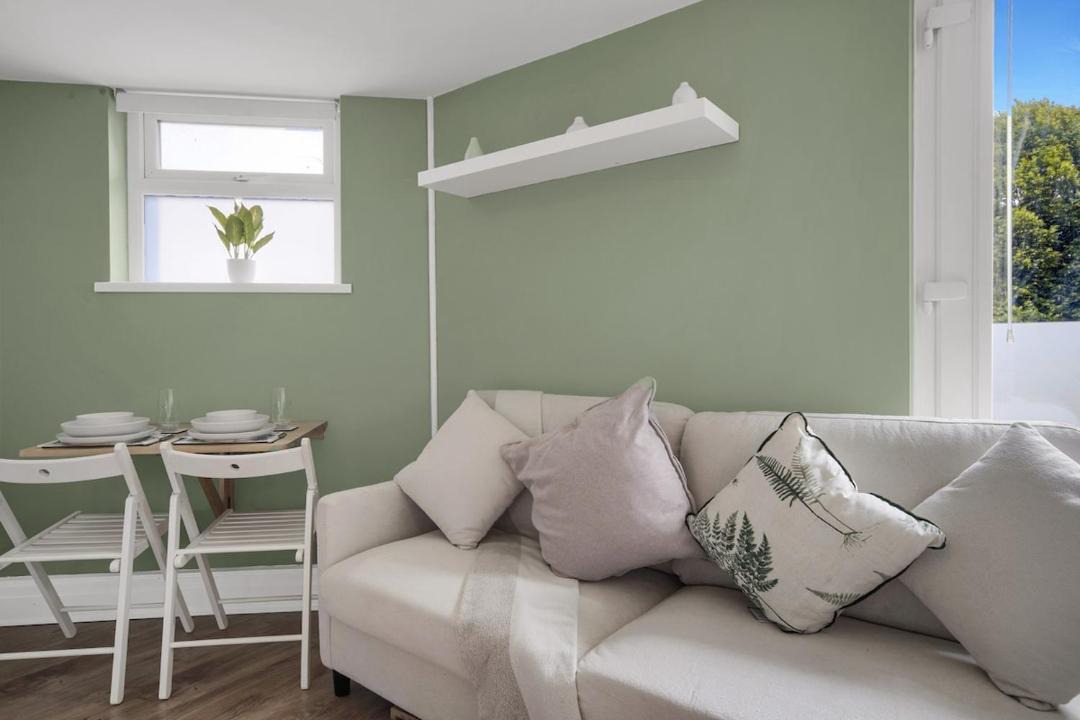 Photo of Others in Leckwith