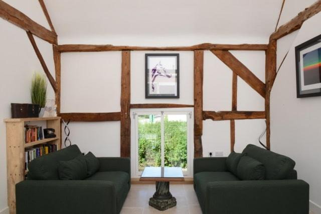 Photo of Others in Hungerford