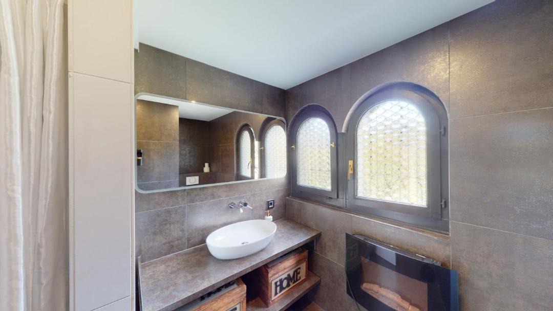 Photo of Bathroom in Silenen