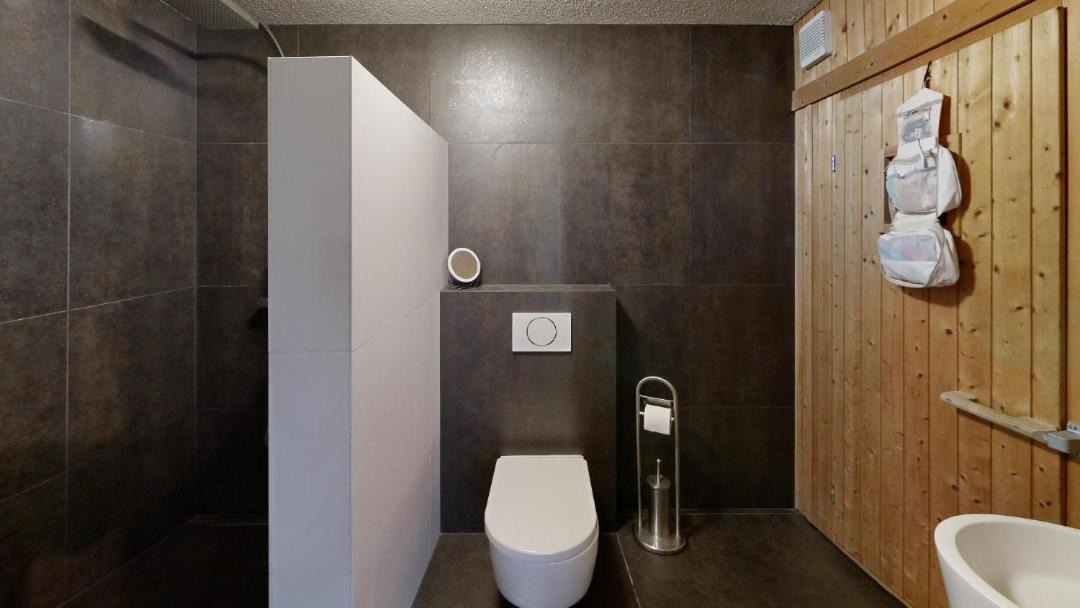 Photo of Bathroom in Silenen