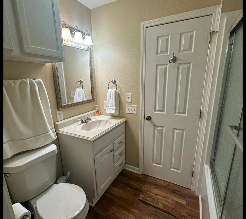 Photo of Bathroom in Doyline