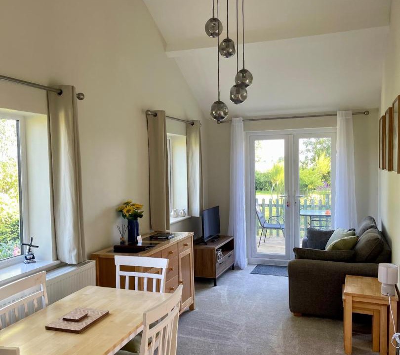 Photo of Others in Pointon