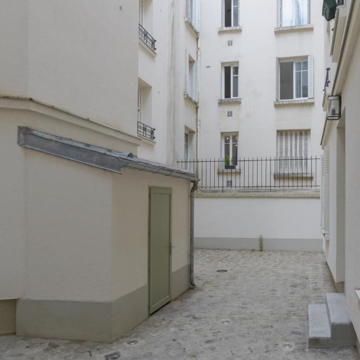 Photo of Others in Auteuil