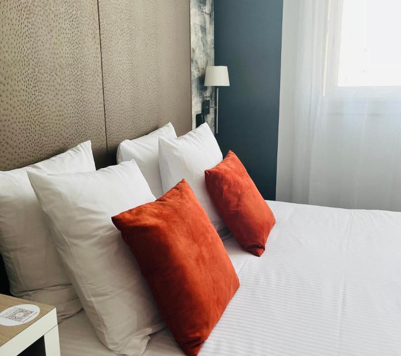 Photo of Bedroom in Caen City Centre