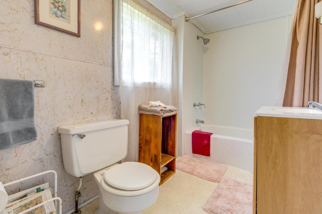 Photo of Bathroom in Smithmill