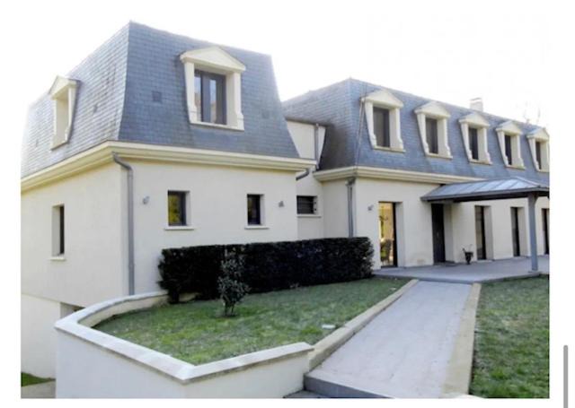 Photo of Others in Le Mesnil-le-Roi