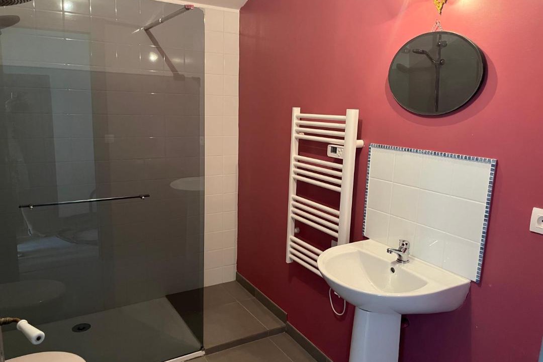 Photo of Bathroom in Brousses-et-Villaret