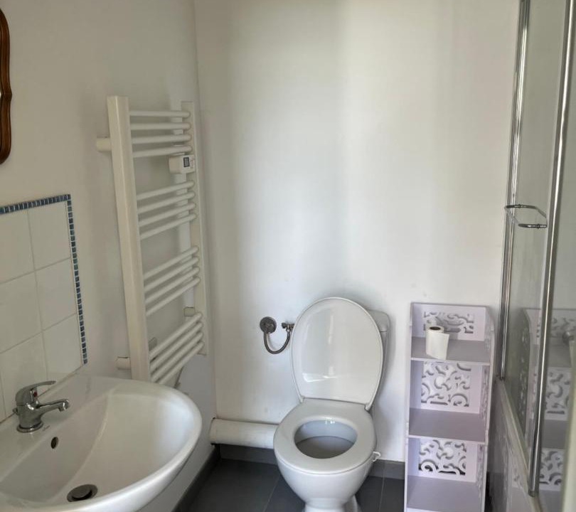 Photo of Bathroom in Brousses-et-Villaret