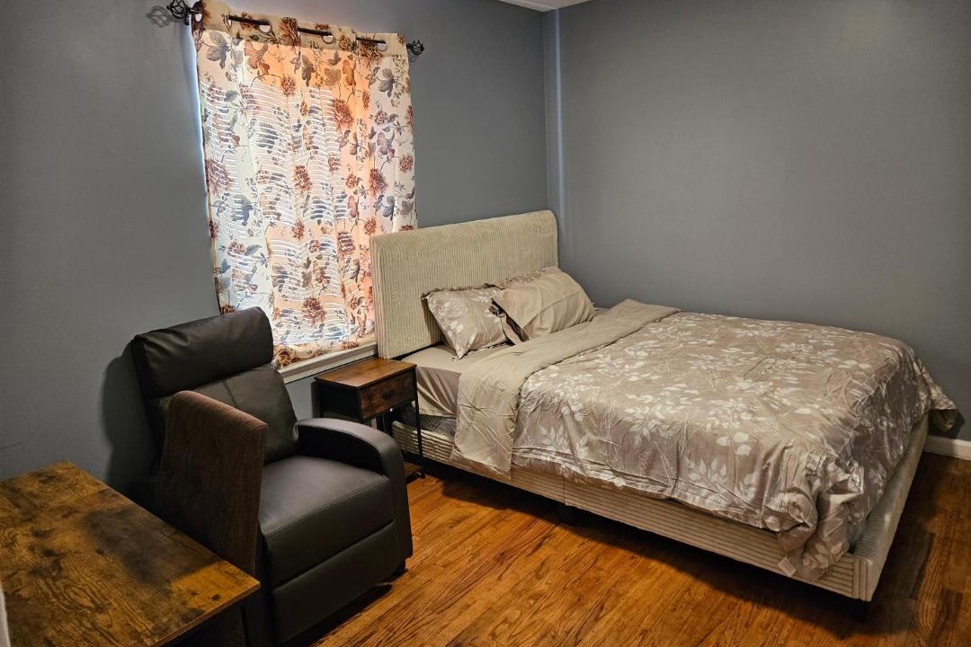 Photo of Bedroom in Irvington