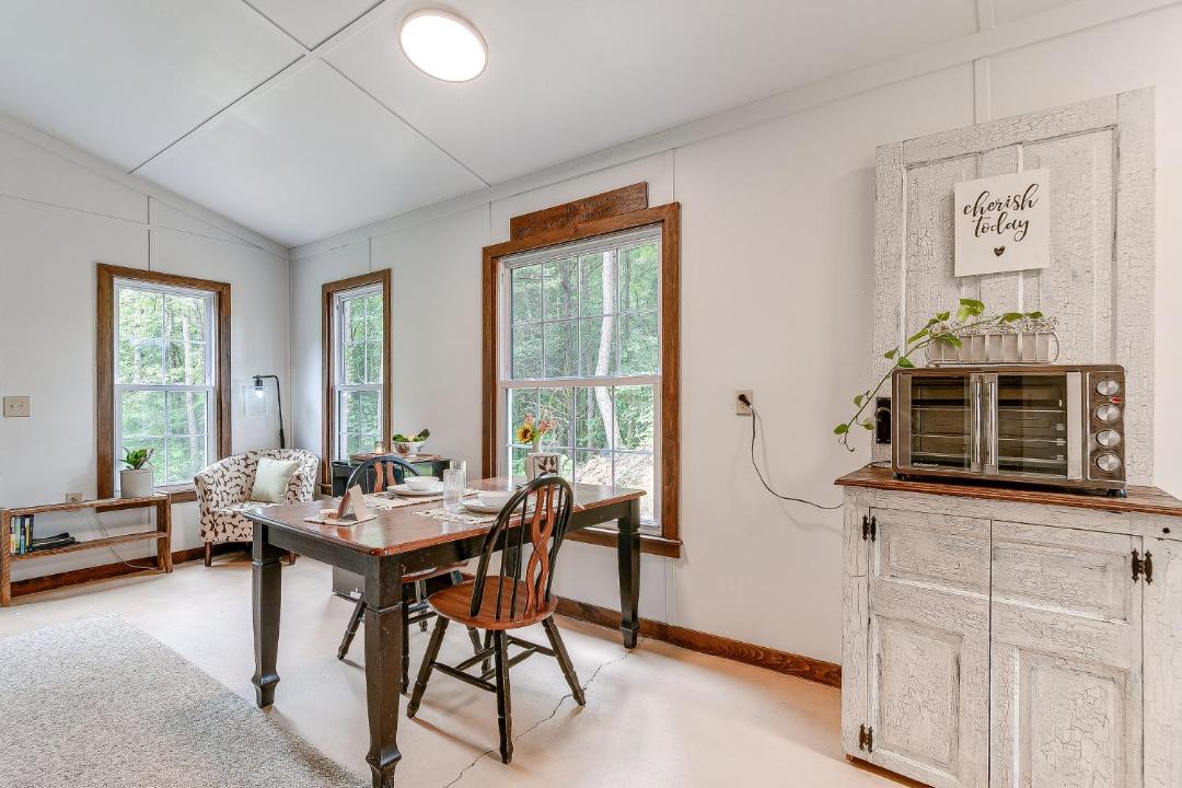 Photo of Kitchen in Scottsburg