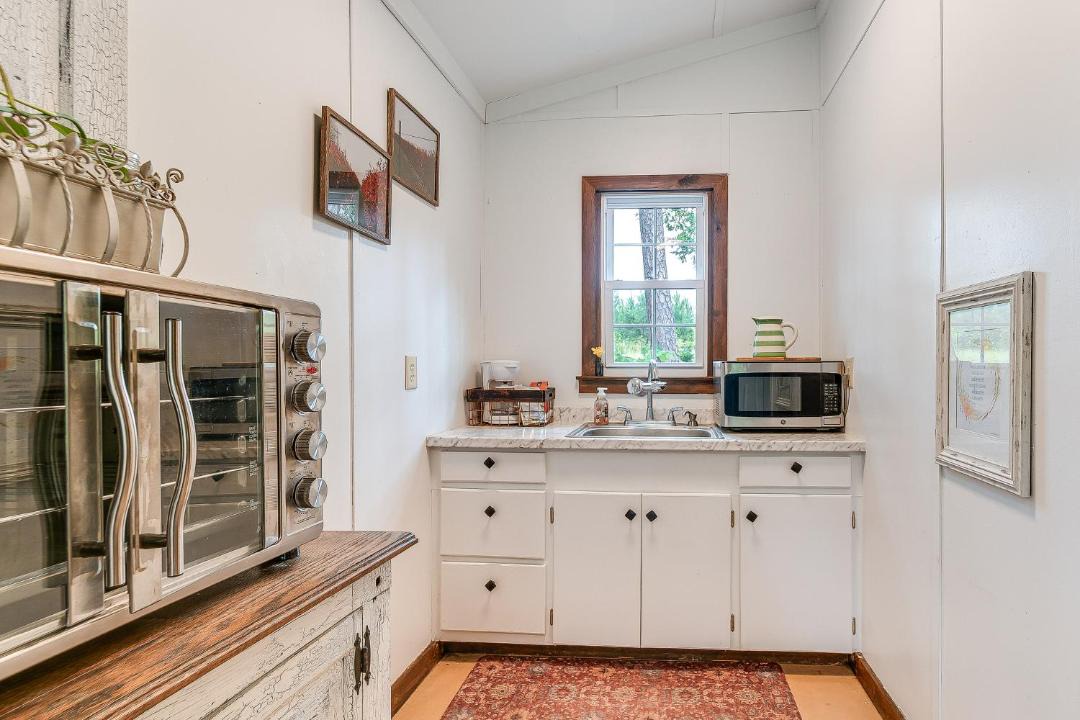 Photo of Kitchen in Scottsburg