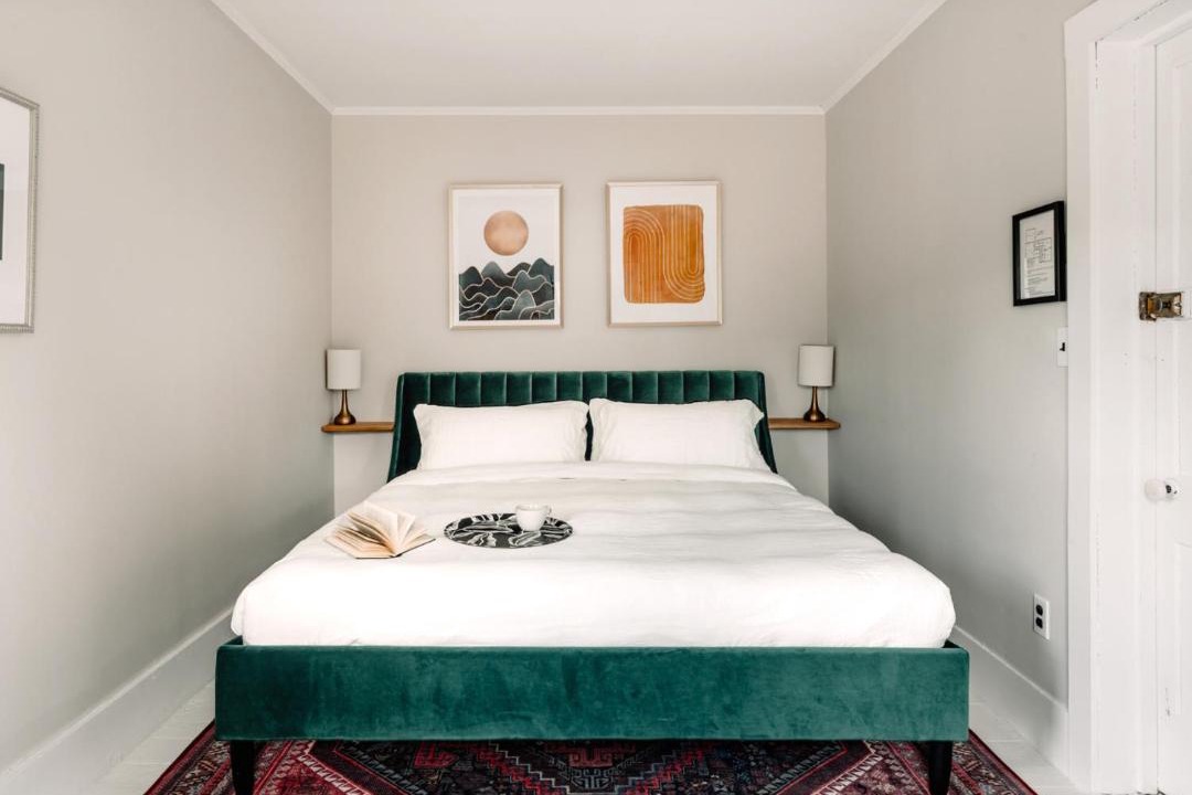 Photo of Bedroom in Roscoe