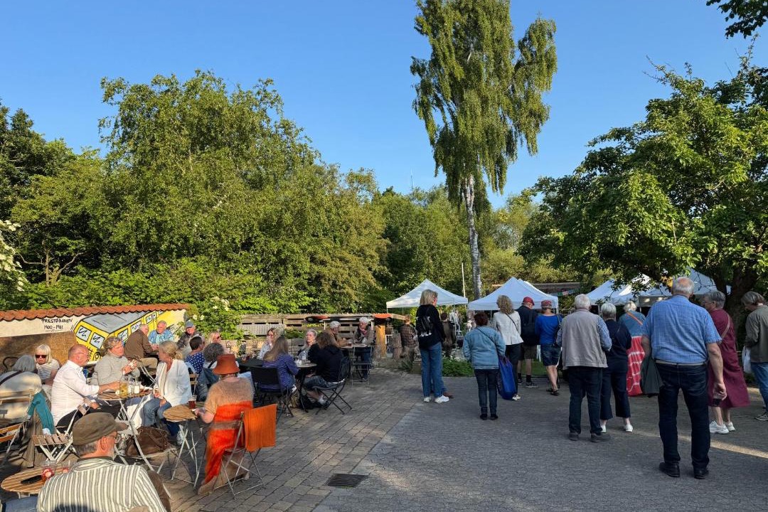 Photo of Others in Praesto Center