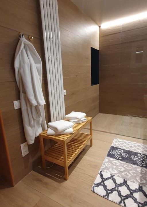 Photo of Others in Le Cailar