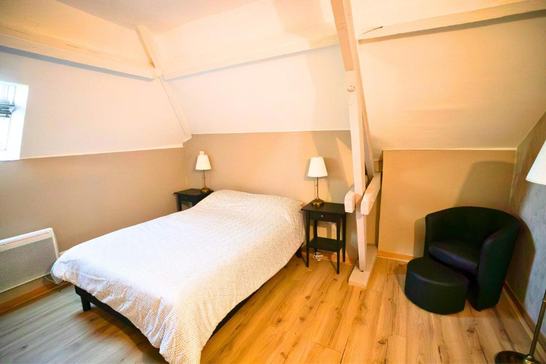 Photo of Bedroom in Hirson