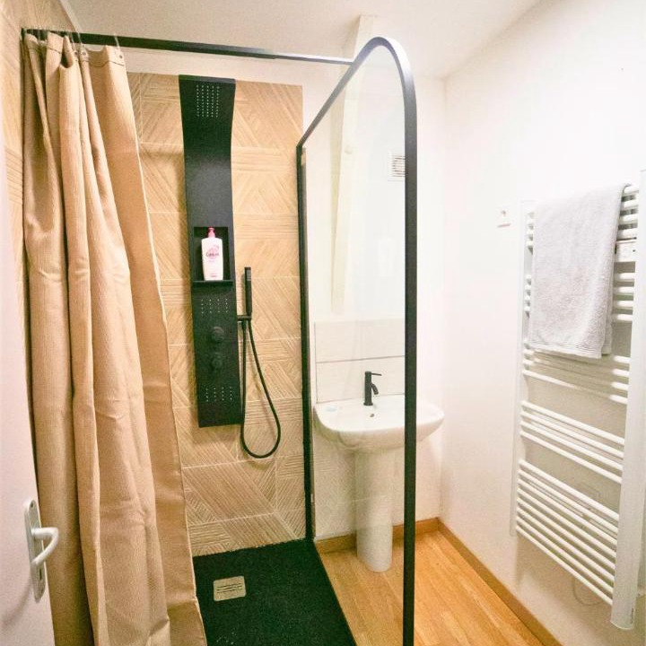 Photo of Bathroom in Hirson