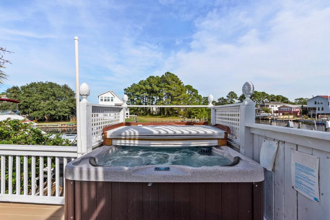 Photo of Patio Balcony in Colington Harbour