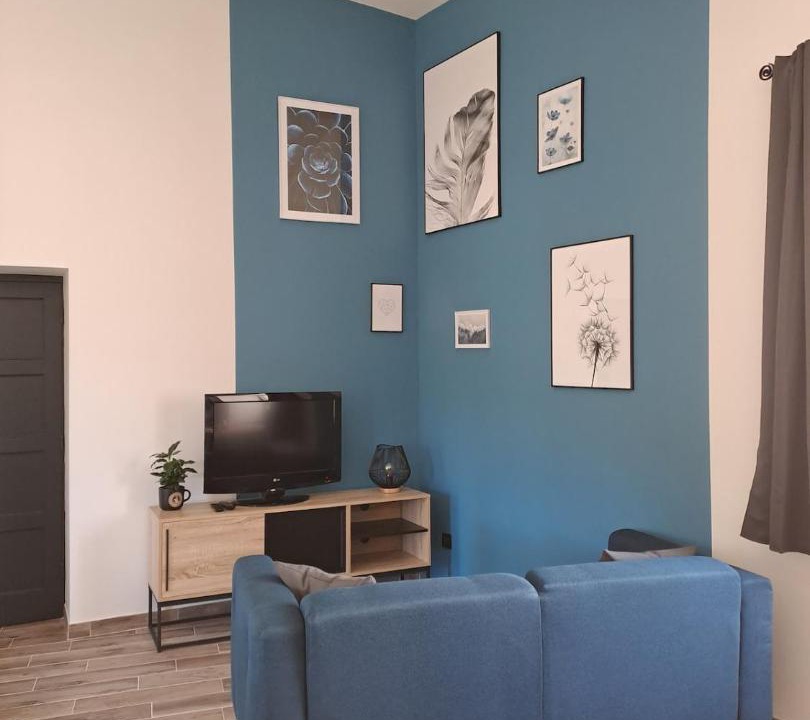 Photo of Others in Pranles