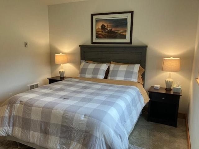 Photo of Bedroom in Oak Harbor