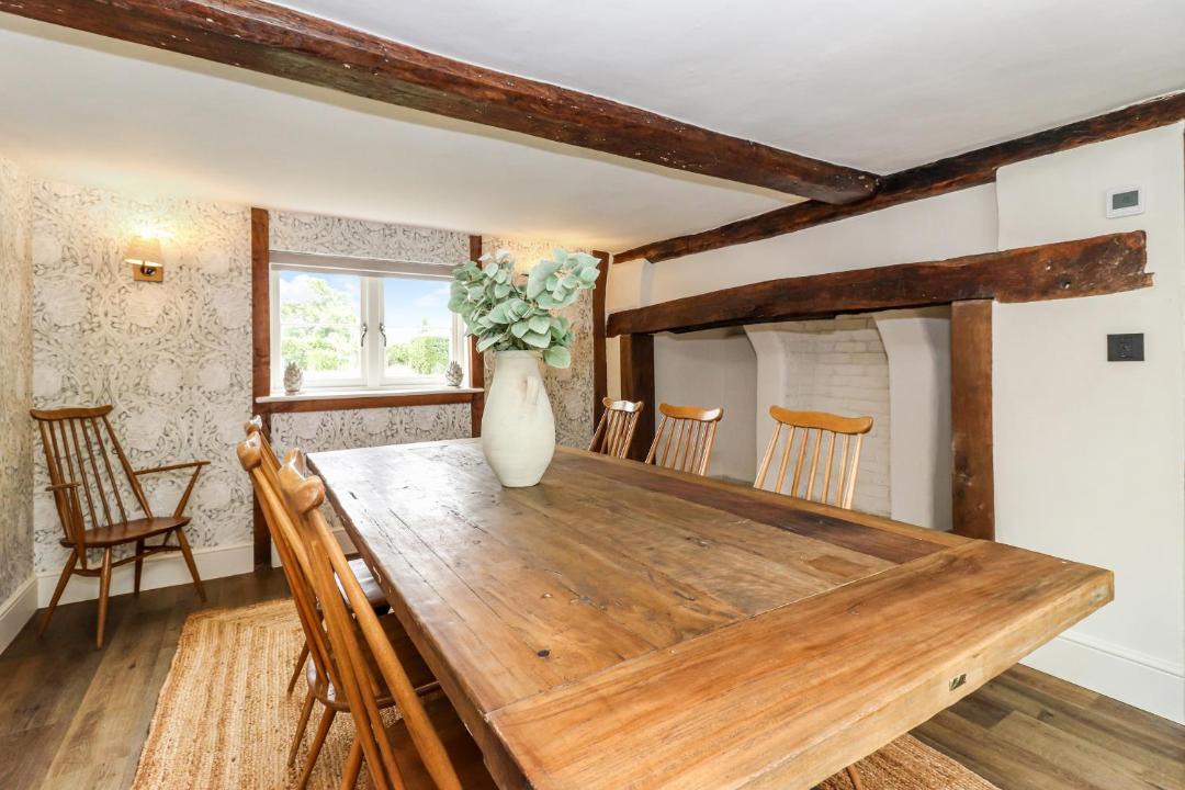 Photo of Others in Chipperfield