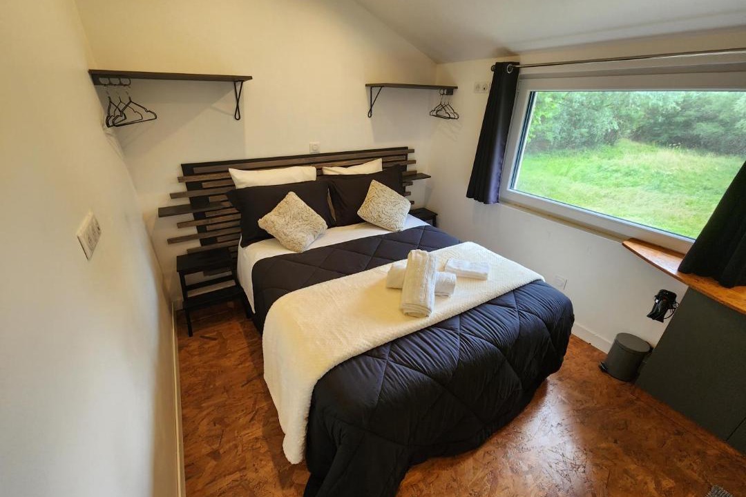 Photo of Bedroom in Beaujeu-Saint-Vallier-Pierrejux-et-Quitteur