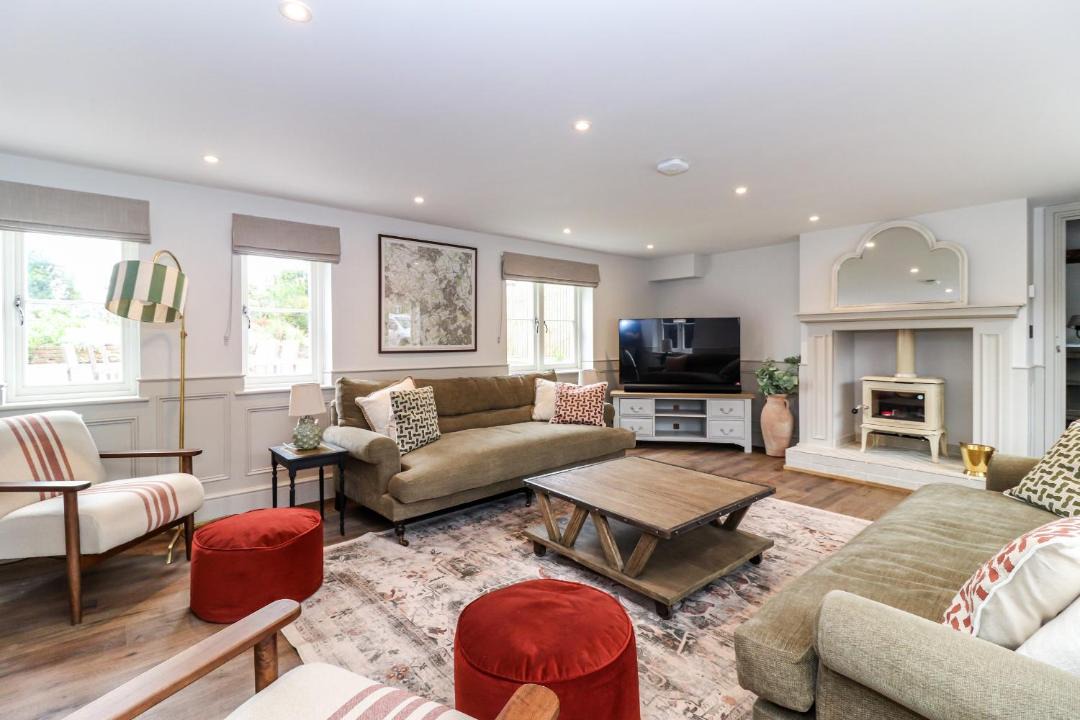 Photo of Others in Chipperfield