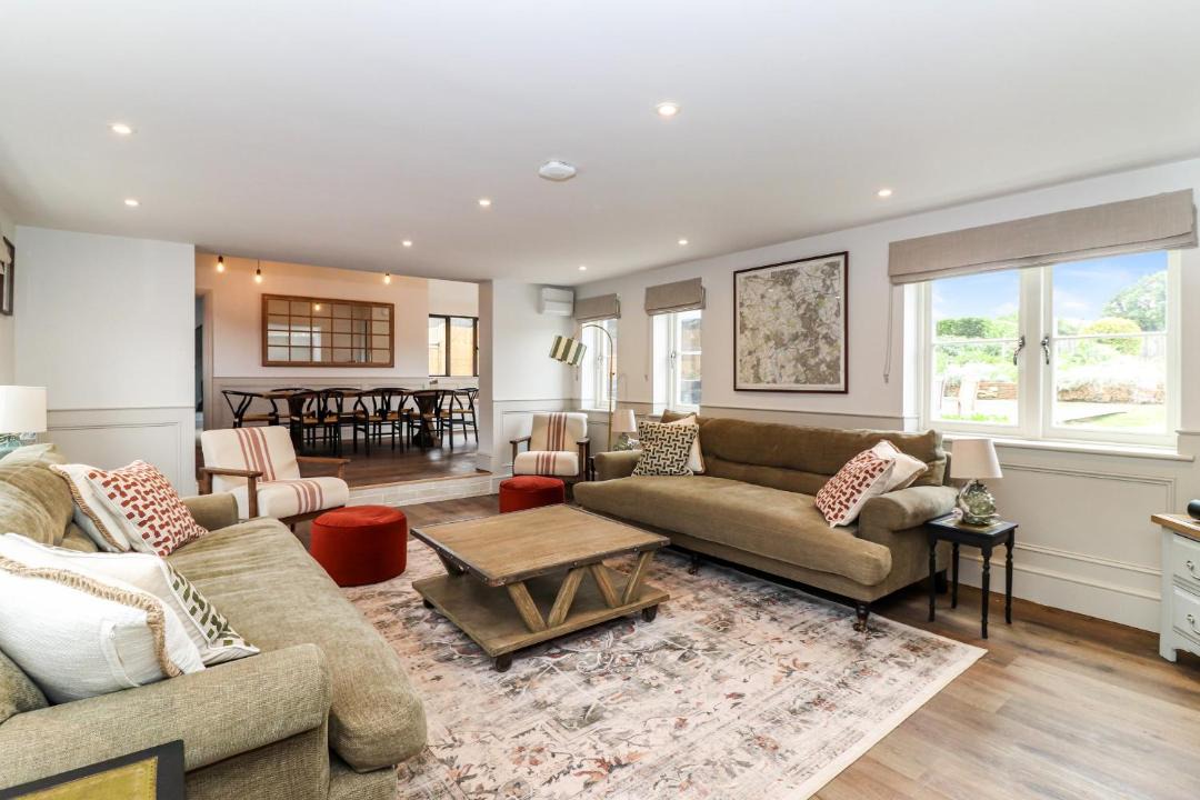 Photo of Others in Chipperfield