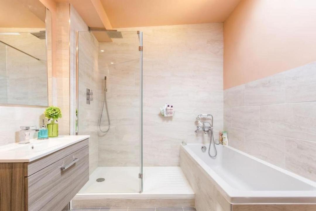 Photo of Others in Hackney