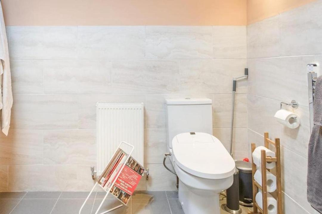 Photo of Others in Hackney