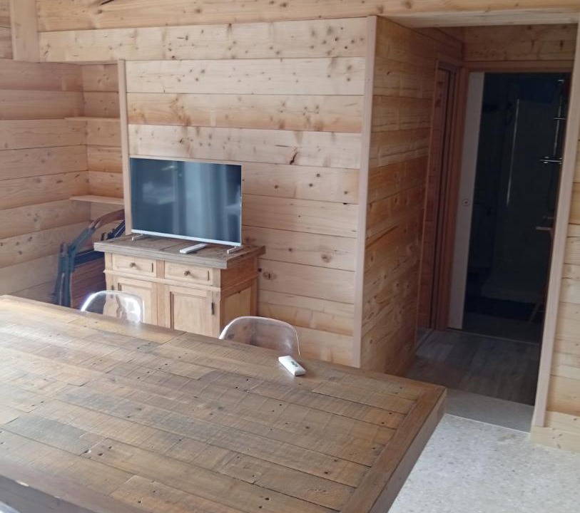 Photo of Others in Tulette