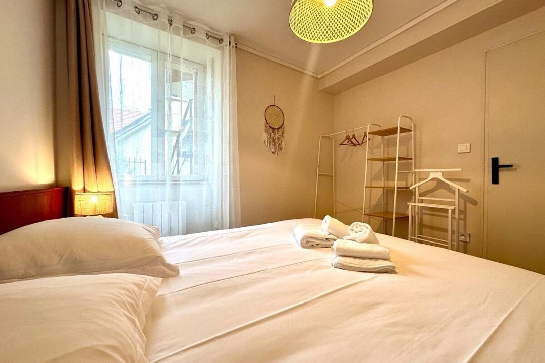 Photo of Bedroom in Savigny-les-Beaune