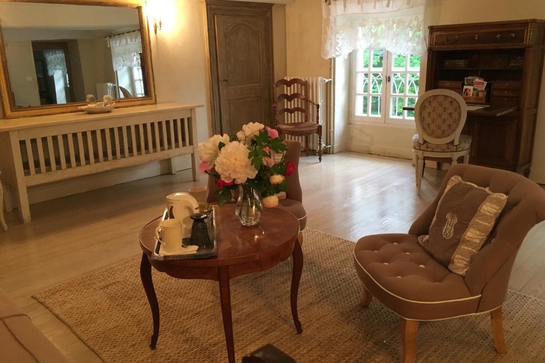 Photo of Others in Givry