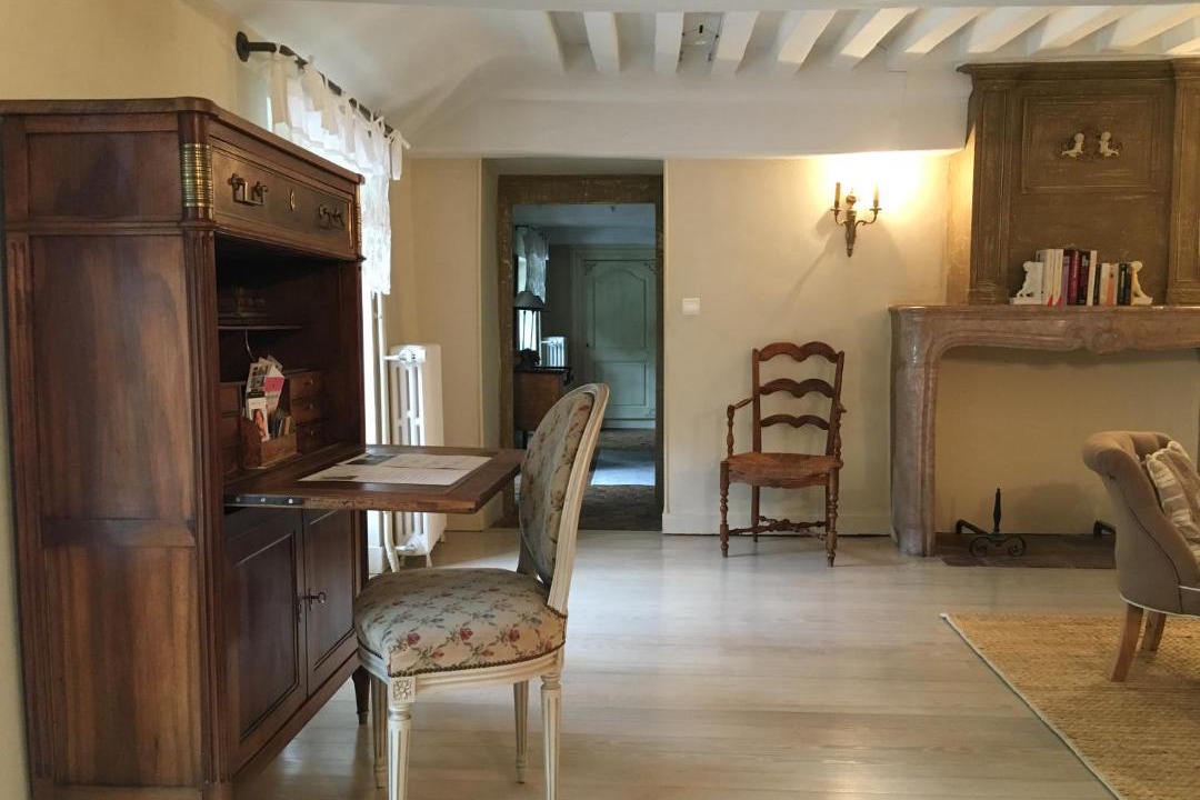 Photo of Others in Givry