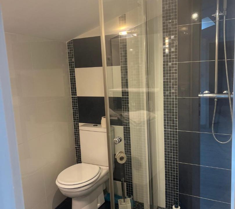 Photo of Others in Lamarque