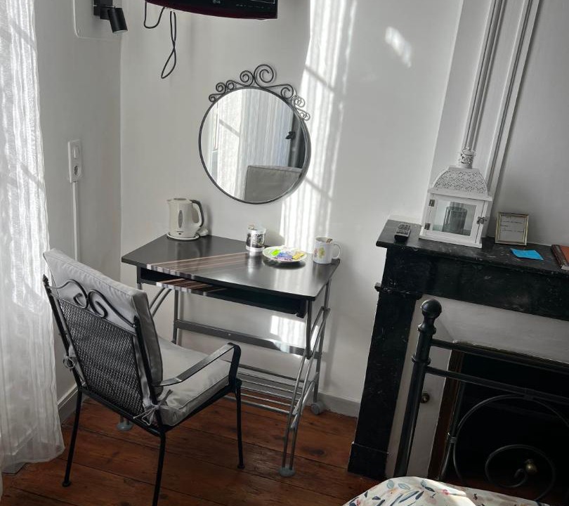 Photo of Others in Lamarque