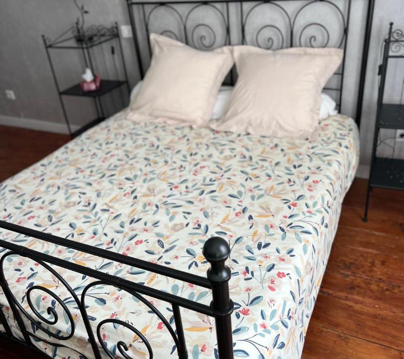 Photo of Others in Lamarque