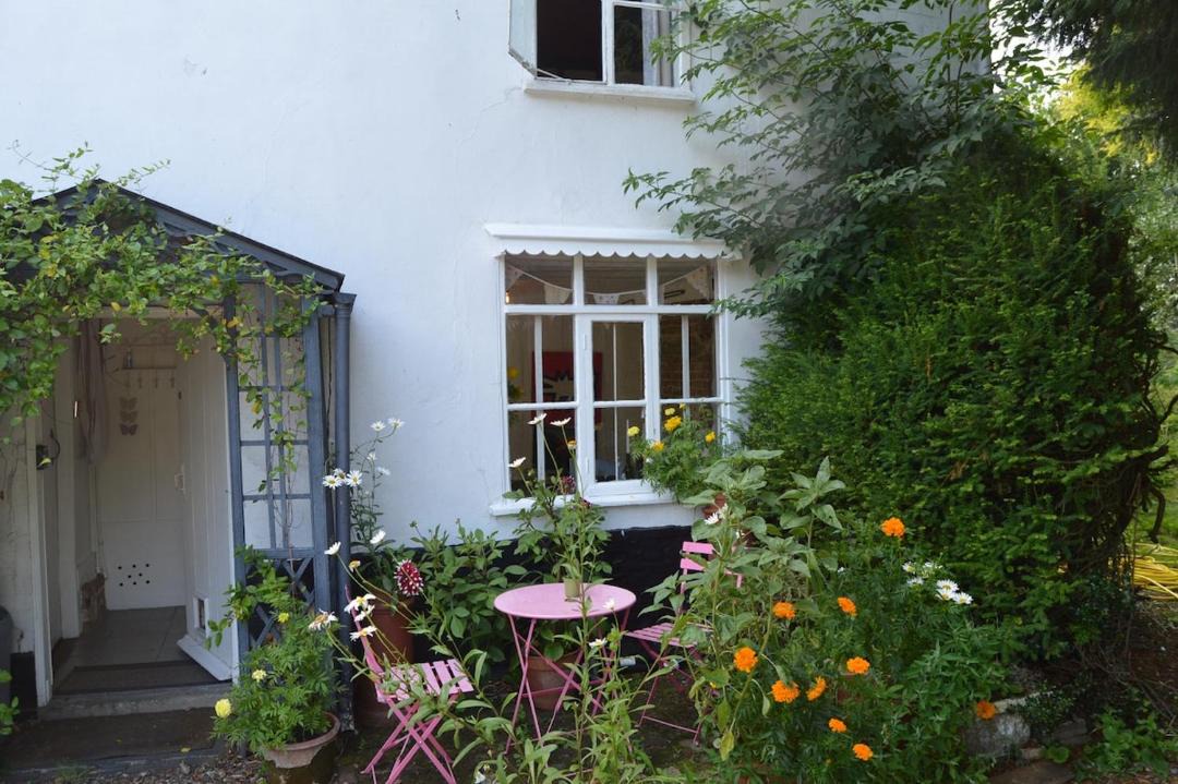 Photo of Others in Palgrave