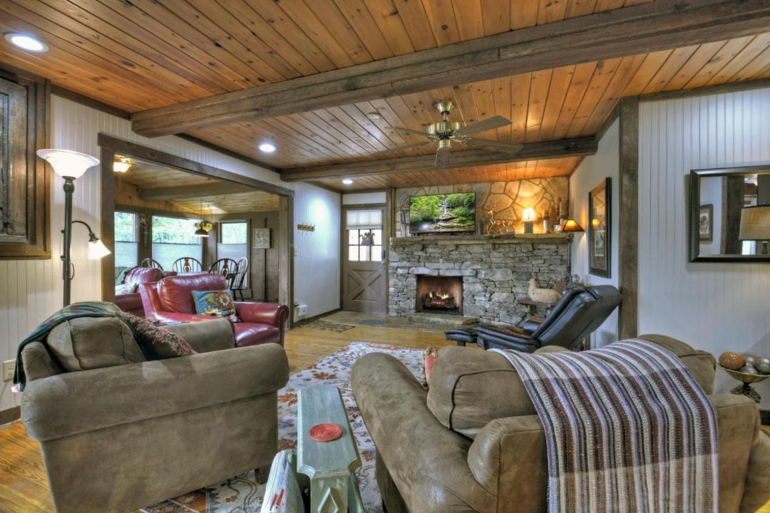 Photo of Others in Mineral Bluff