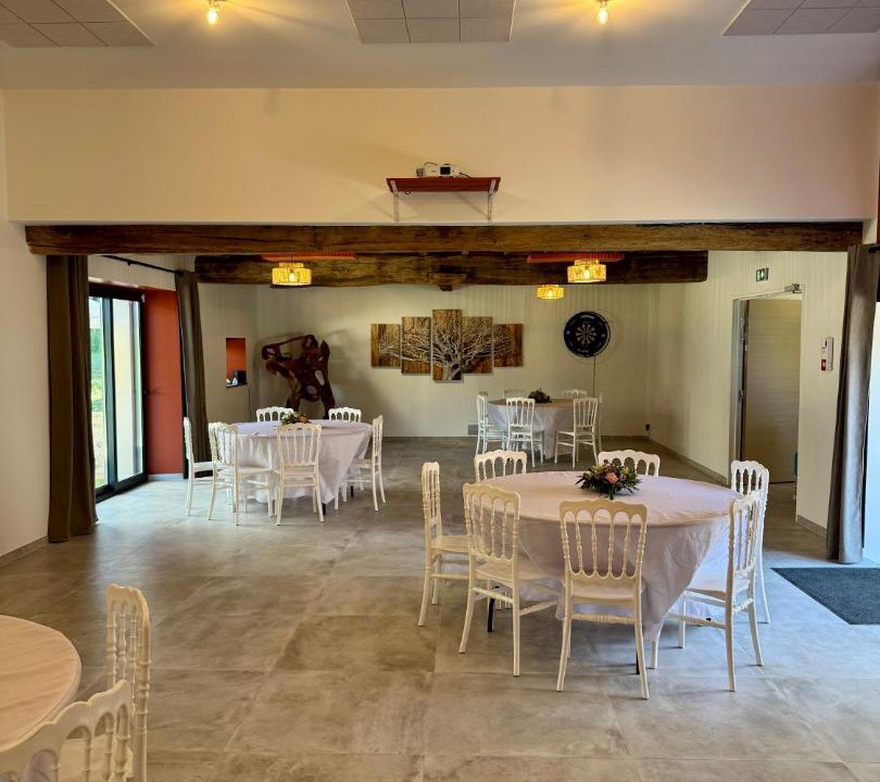 Photo of Others in Lachy