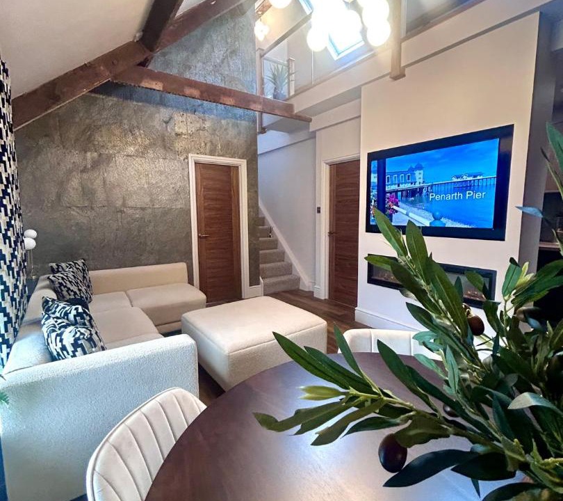 Photo of Livingroom in Penarth