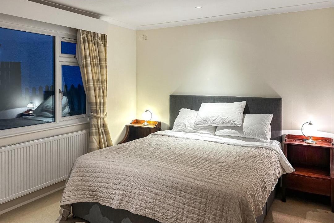 Photo of Bedroom in Glenelg