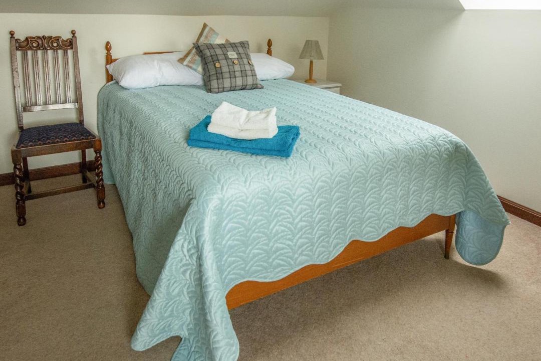 Photo of Others in Maud