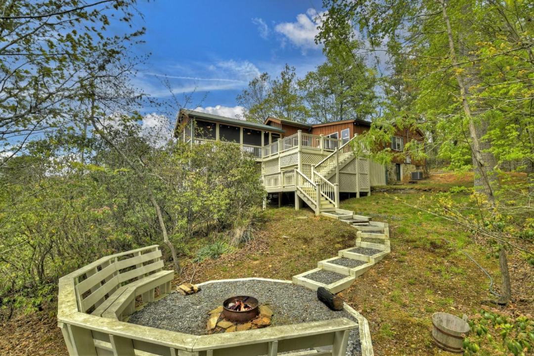 Photo of Others in Mineral Bluff