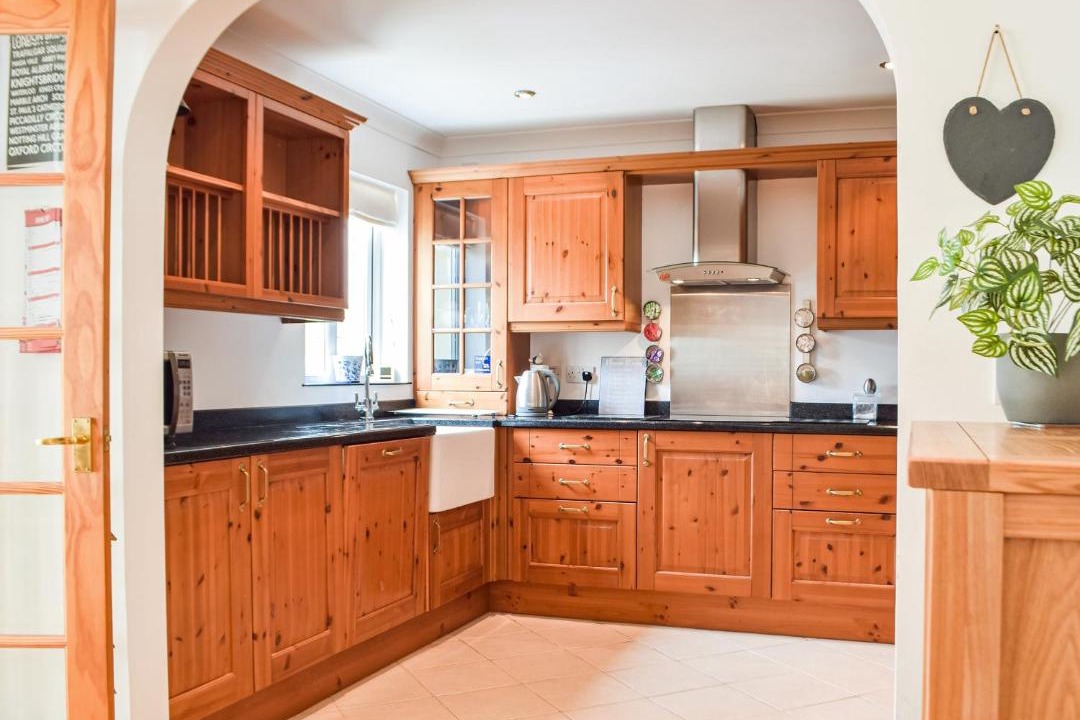 Photo of Kitchen in Ferryside