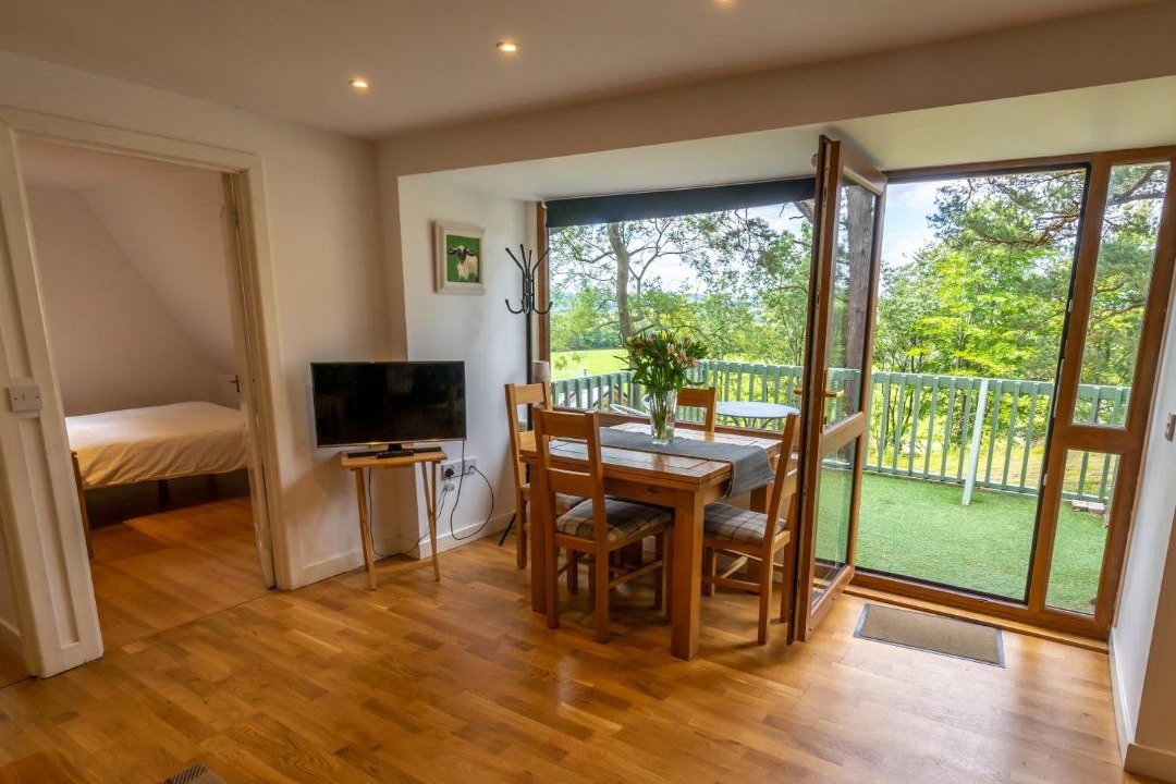 Photo of Others in Linlithgow