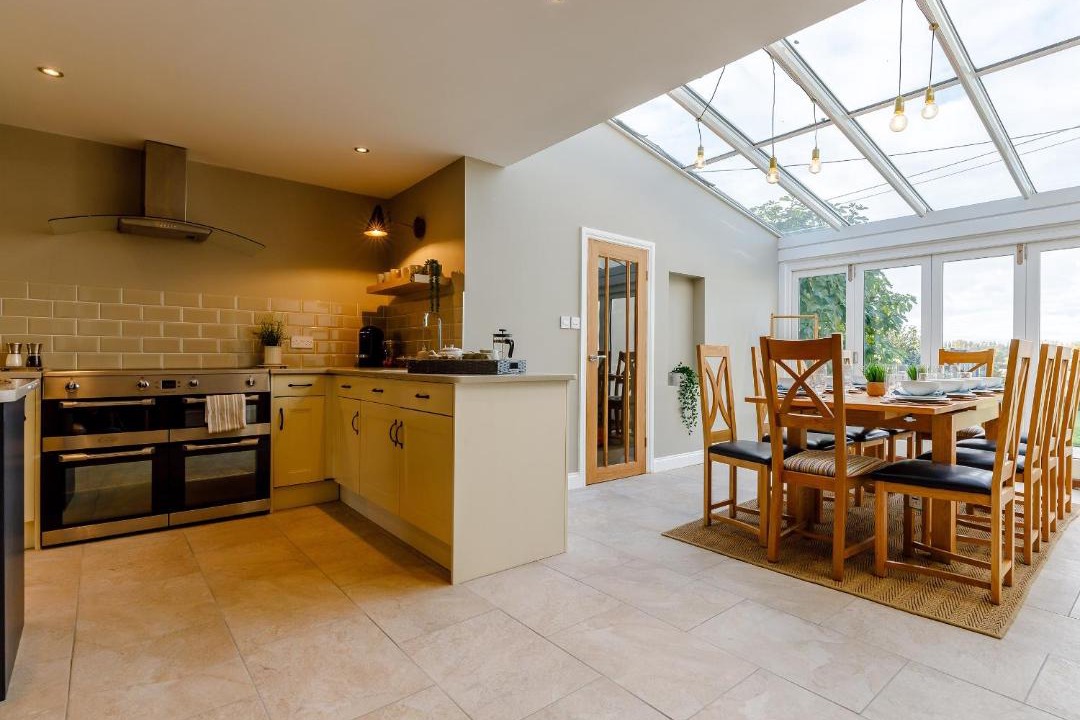 Photo of Others in Leigh Sinton