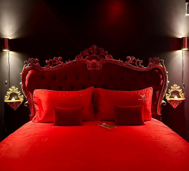 Photo of Bedroom in Villeneuve-le-Roi