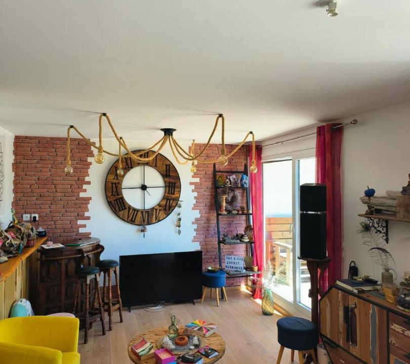 Photo of Livingroom in Chaparon