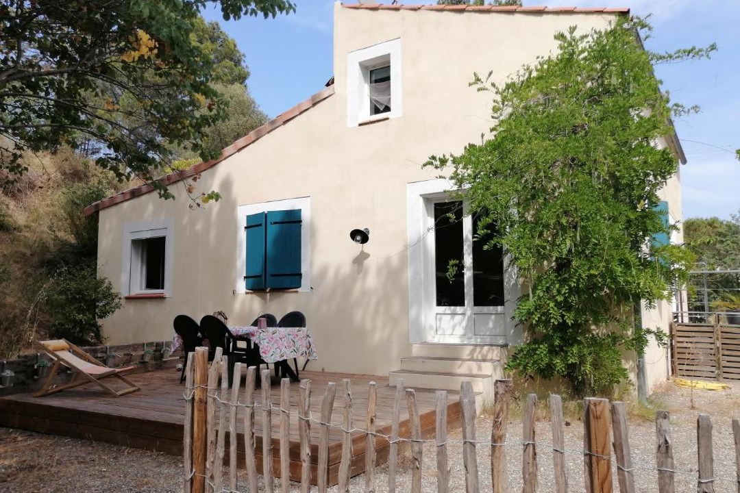 Photo of Others in Montseret