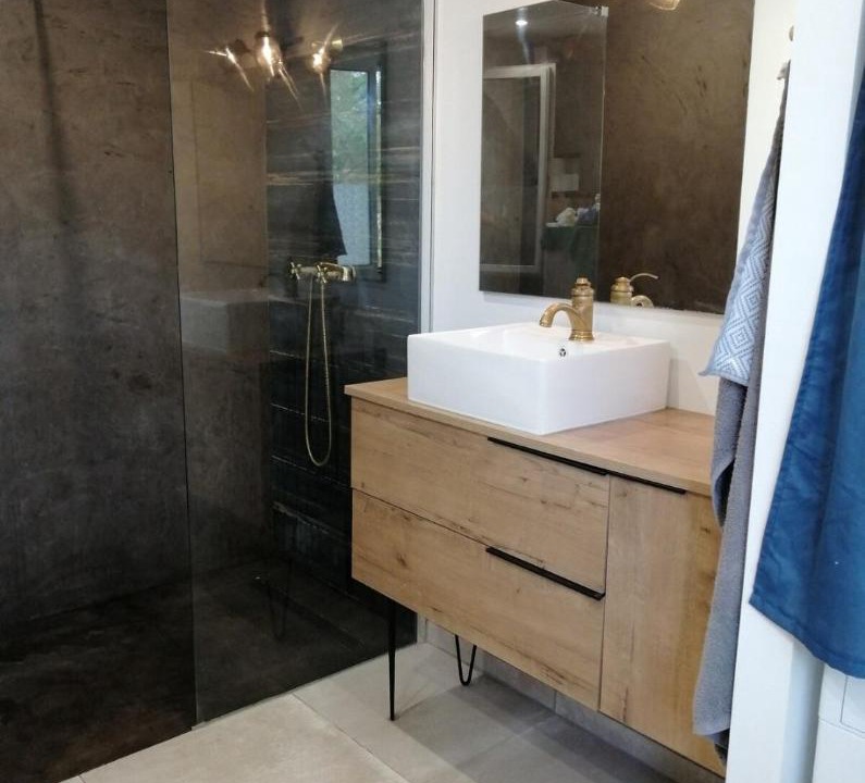 Photo of Bathroom in Montseret